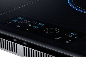 Samsung smart home: il piano a induzione virtual flame è il futuro della cucina