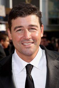 Scambio di ruoli tra kyle chandler e george clooney