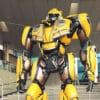 Ad odaiba, bumblebee fa compagnia a gundam!