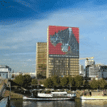 Kaiju no. 8 è apparso trasferito a parigi Kaiju no. 8 è apparso trasferito a parigi