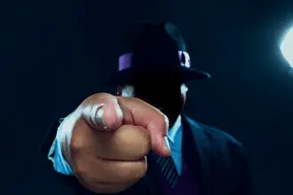 Laughing salesman ottiene un live action