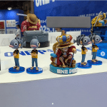 One piece, eiichiro oda riceve una figure ufficiale